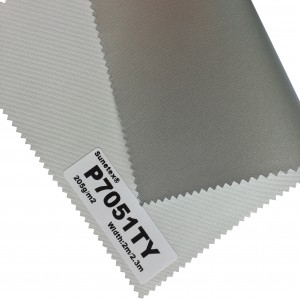 Roller Blinds Fabric Motorized SuneTex Inside And Outside Sliver Coated 100% Blackout Roller Fabric For Window