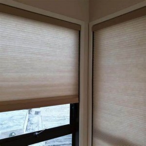 Efficient Elegance: Honeycomb Blinds Fabric for Modern Living